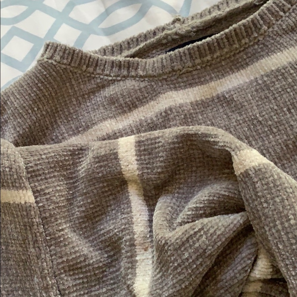 American eagle sweater - Picture 3 of 3